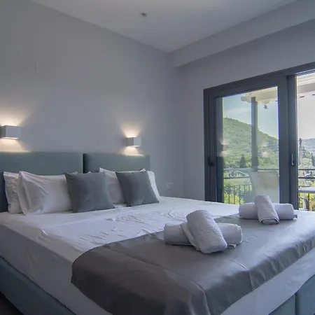 Irida Studios And Suite-2