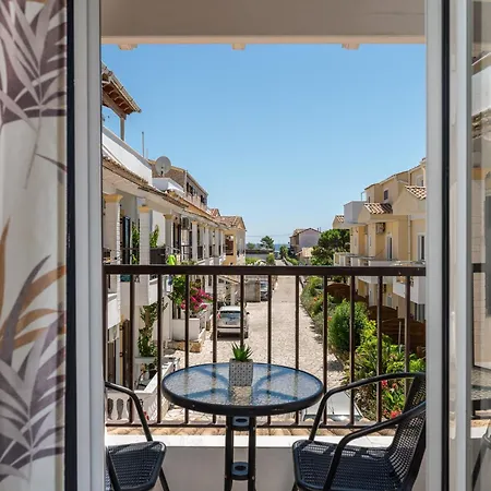 Dora Pool Studios By Konnect,150M From The Beach-2