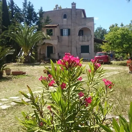 Corfu 9 Muses Ipsos-2