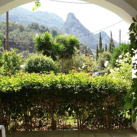 Alexandros Apartments & Studios-3