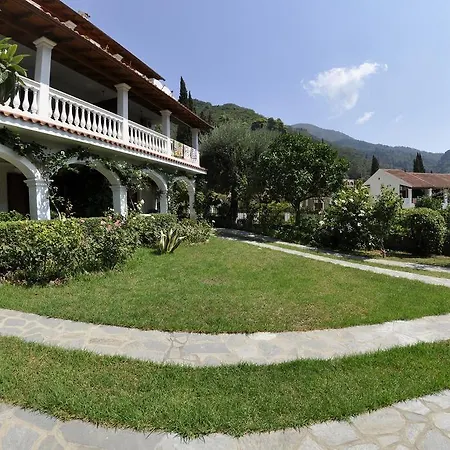 Alexandros Apartments & Studios-2