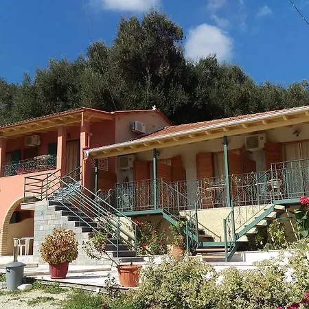 Paradise Studios-2