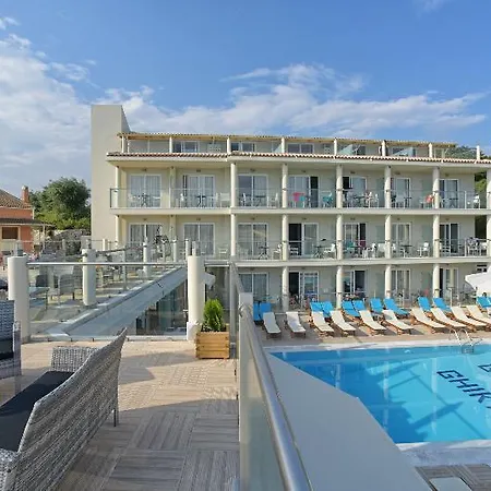 Palapart Gikas Suites And Studios-3