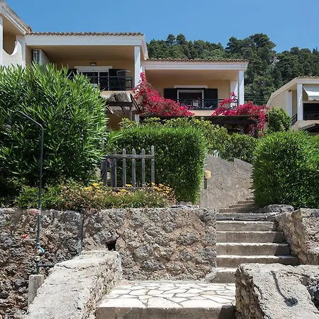 Fays Apartments Glyfada-2