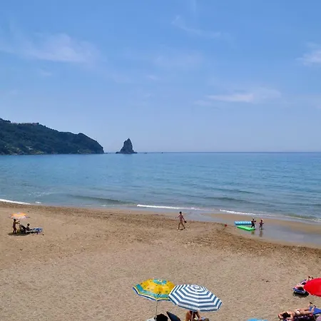Holiday Apartment Yannis On The Beach Of Agios Gordios In Corfu-3