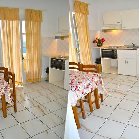 Agios Gordios Beach Holiday Apartments With Pool Maria-3
