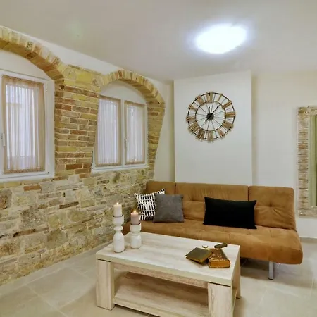 Carpe Diem Luxury Apartment No 1-2