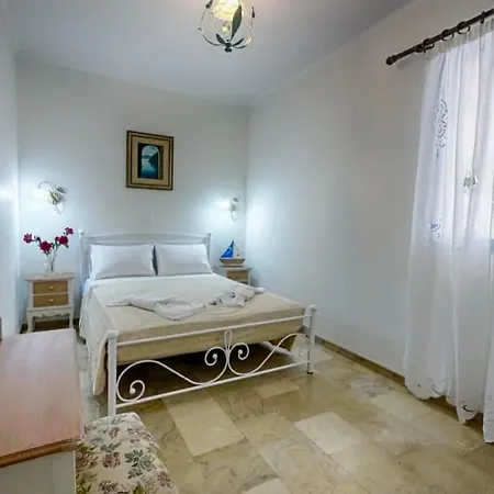 Feakia Apartment 2-2