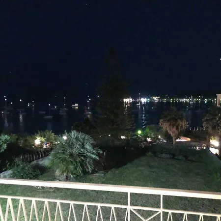 Classy Lux Apt W/ Sea View, Garden, Parking-3