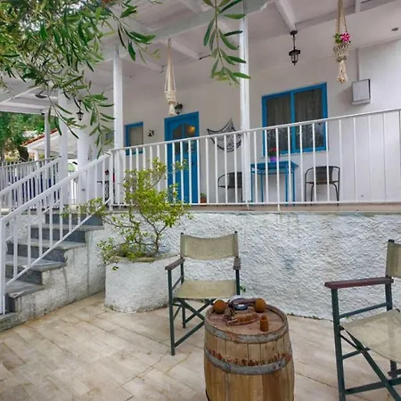 Feakia Apartment 2-3