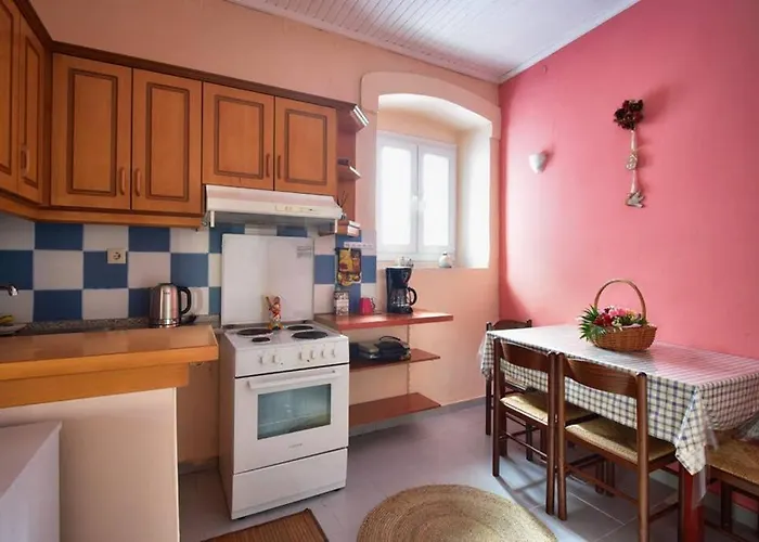 Nafsikas Apartment - Ipsos Beach