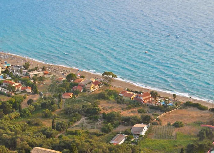 Beach House Yannis 3 In Agios Gordios Beach On Corfu