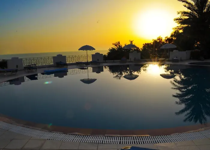 Holiday Apartments Maria With Pool And Amazing View - Agios Gordios Beach