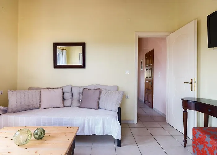 Boutique Aloe Seaview Apartments With Private Spa Tub By Konnect Dassia 