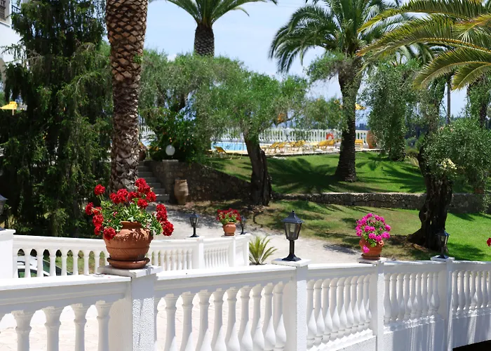 Paradise Hotel Corfu Γουβιά