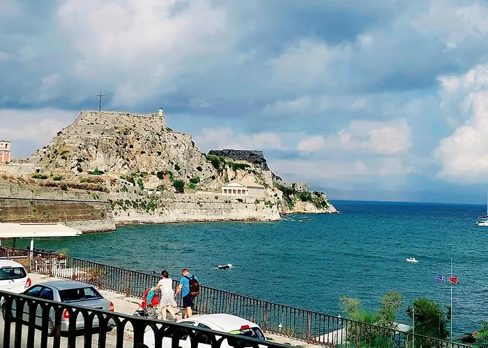 Aay- Best Corfu Town & Sea Apart 2Bedroom Renovated + Lift / Comfy&Design+Wifi