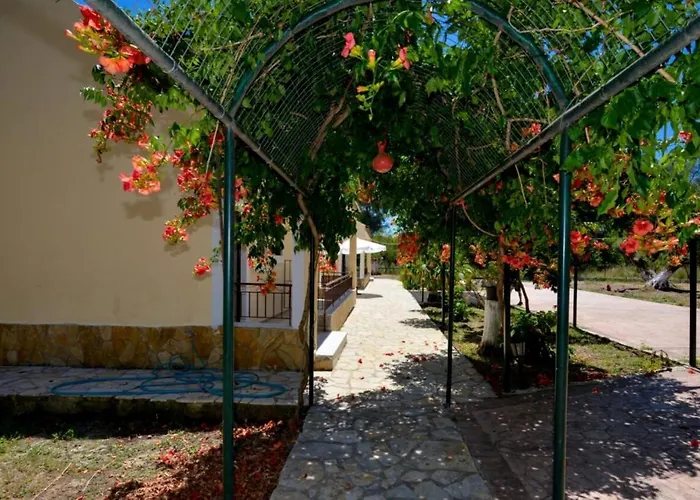 Villa Tony'S Garden House à Lefkimi