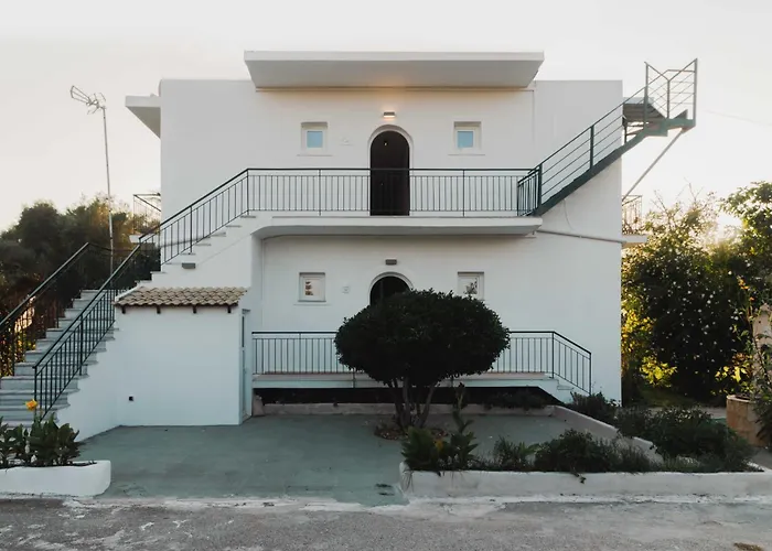 Olive Grove Suites Boutique Hotel Moraḯtika