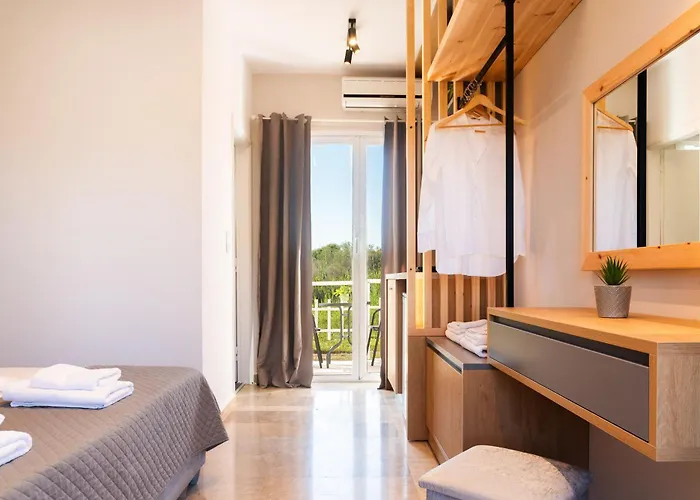 Melador Beachfront Studios Kavos