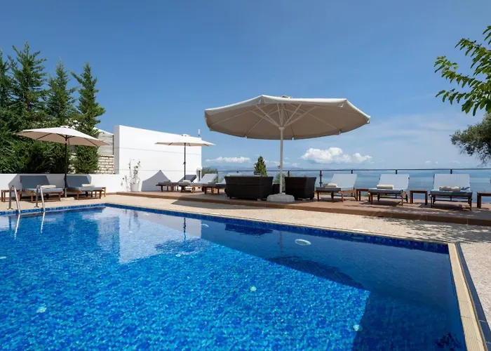 Luxury Villa Alexandros Corfu Perama  che accetta animali