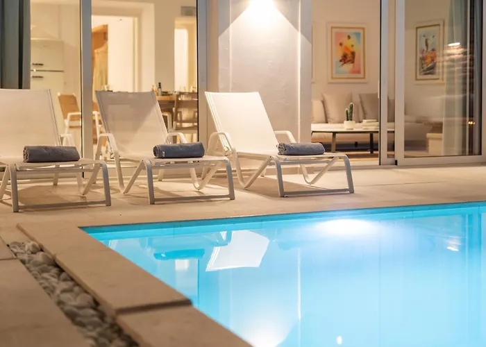 Achillion Luxury Corfu Villa & Suites Perama  che accetta animali