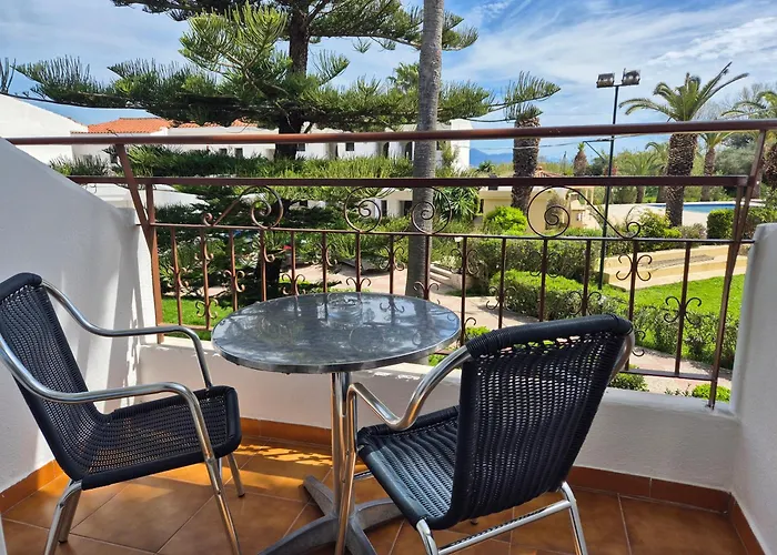 Hotel economici a Kávos