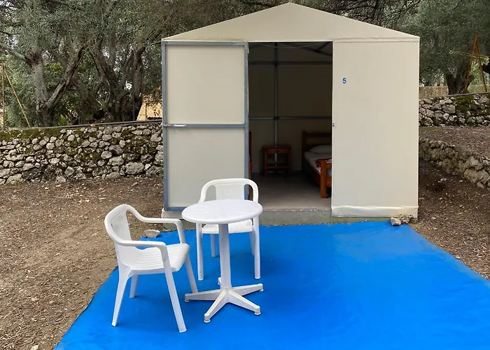Acampamentos em Corfu