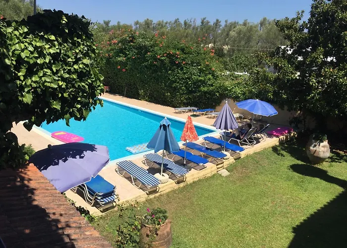 The Mayflower Studios & Apartments Μωραΐτικα