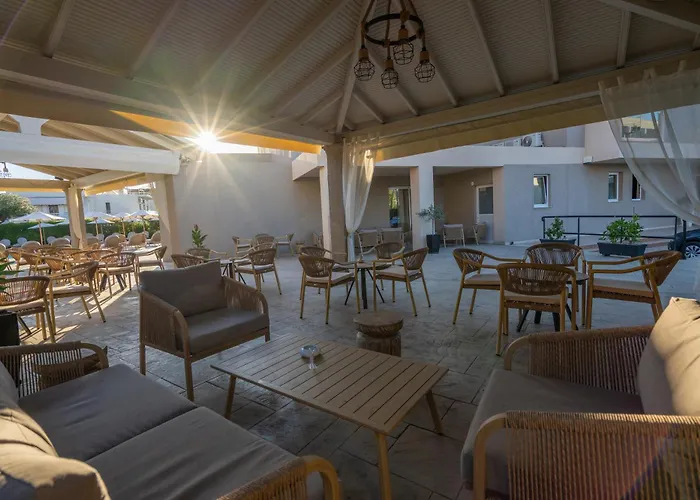 Cnic Gemini Hotel Μεσογγή