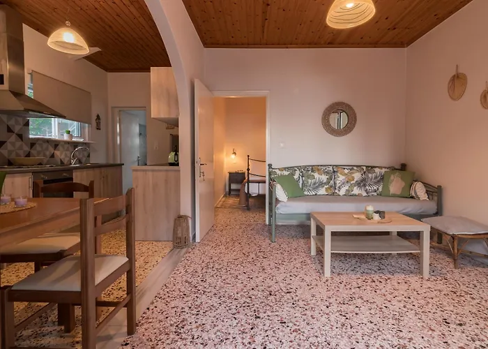 Villa Mikalef Perama 
