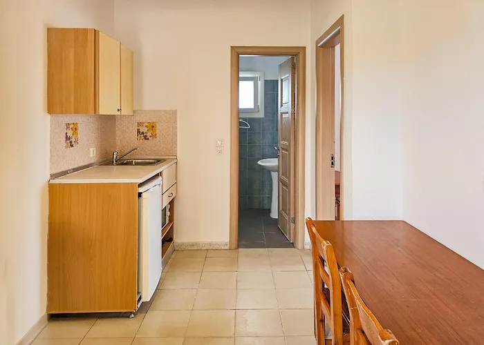 Agnes Beach Hotel Apartments Kavos