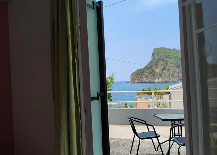 Dimitris Studios Paleokastrítsa