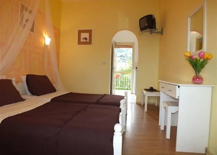 Firefly Hotel Moraḯtika