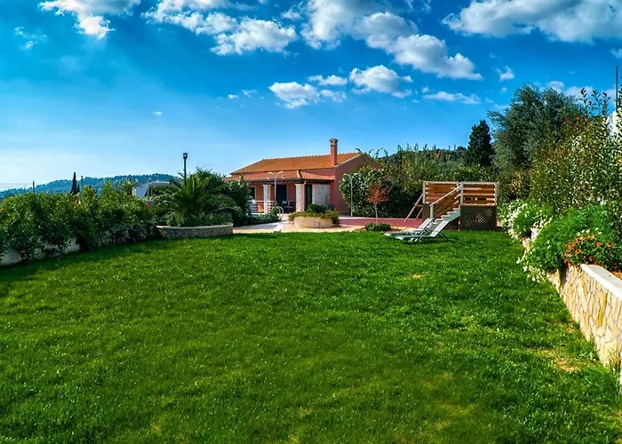 Villa Emily In Dassia